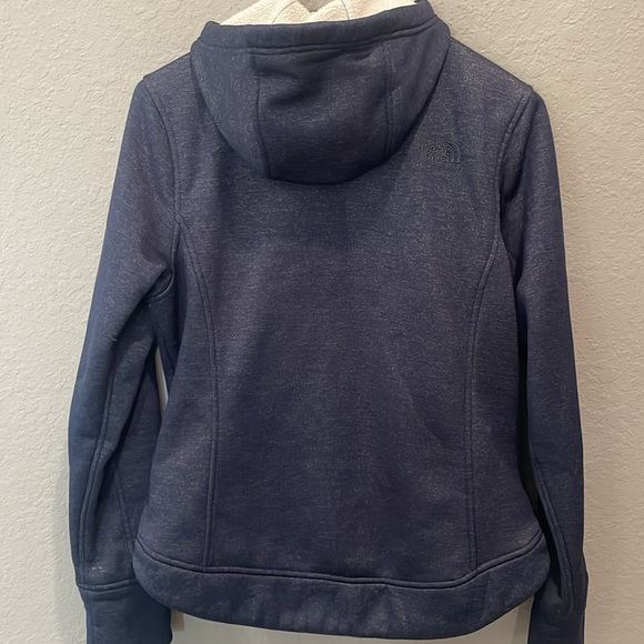 The North Face zip up fleece lined hooded jacket - Picture 8 of 8